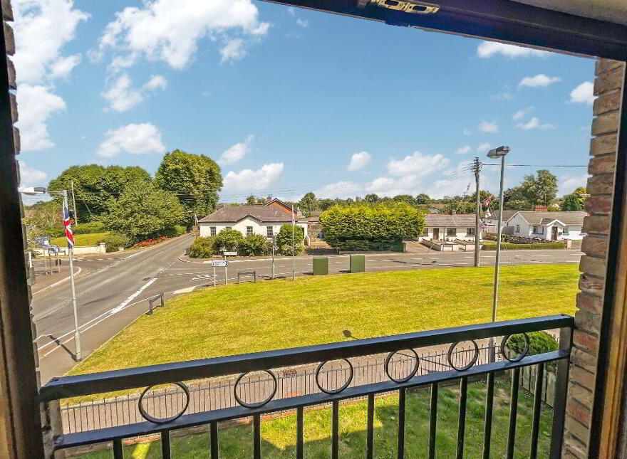 31 Laurel Wood, Lower Ballinderry, Antrim, BT28 2GQ