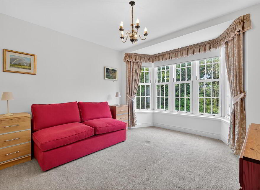 Apt 18, Danesfort Hall, Danesfort Park North, Malone, Belfast, BT9 5RB