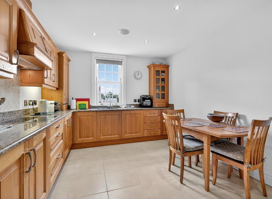 Apt 18, Danesfort Hall, Danesfort Park North, Malone, Belfast, BT9 5RB