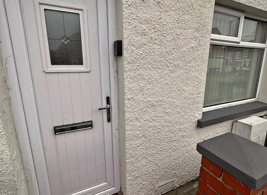 House For Rent, 280 Donegall Ave, Belfast, BT12 6LU