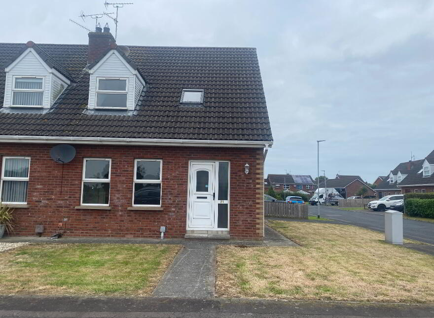 21 Willowfield Crescent, Craigavon, BT65 5HQ photo