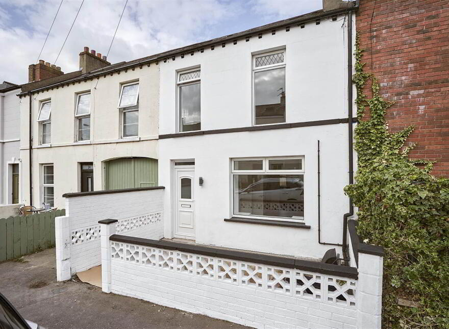 26 Downshire Road, Holywood, BT18 9LX photo