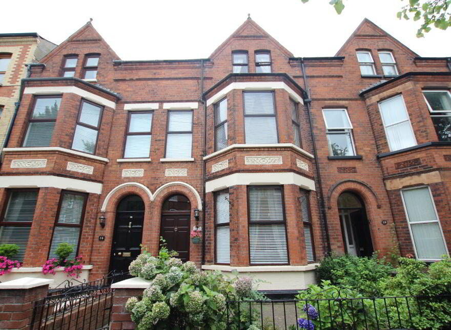 16 Rosemount Gardens, Belfast, BT15 5AG photo