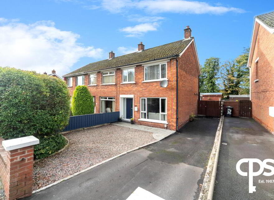 34 Robbs Road, Dundonald, Belfast, BT16 2NA photo
