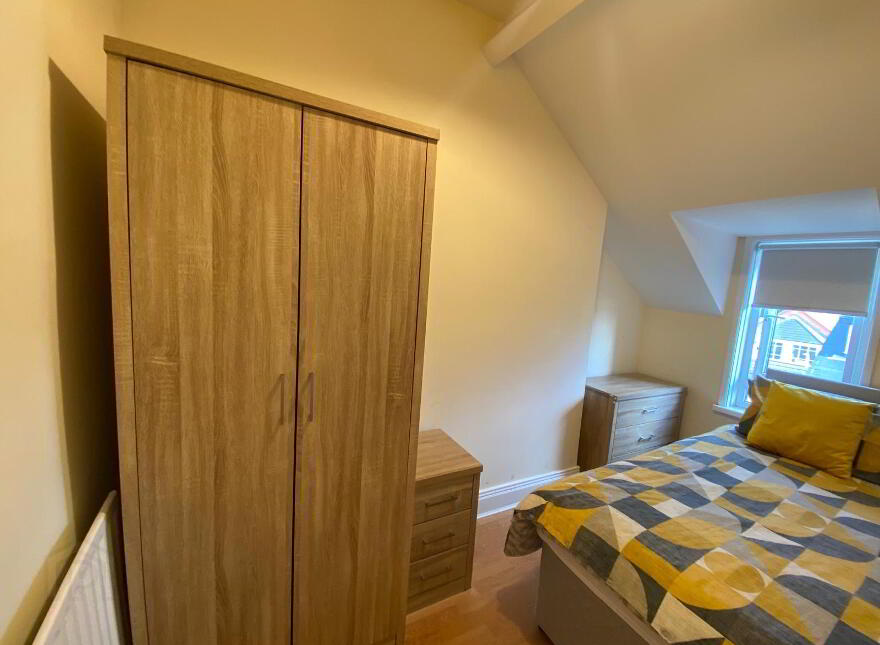 Elaine Street, Room 5, All Bills Included, Belfast, BT9 5AR