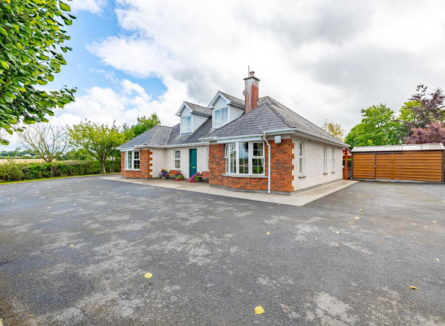 Priest Road, Knockagh, Cahir, Co. Tipperary, E21RX37