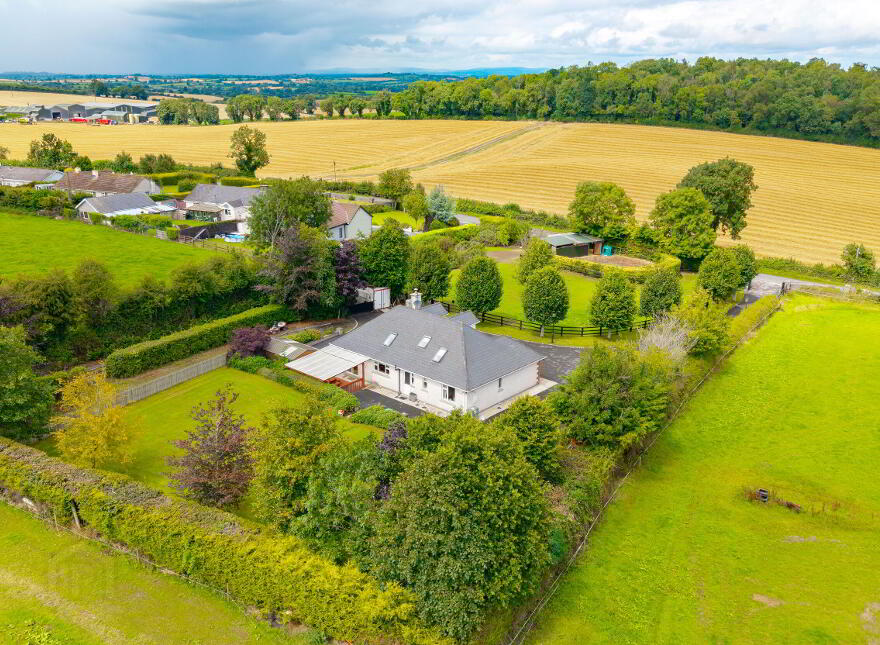Priest Road, Knockagh, Cahir, Co. Tipperary, E21RX37