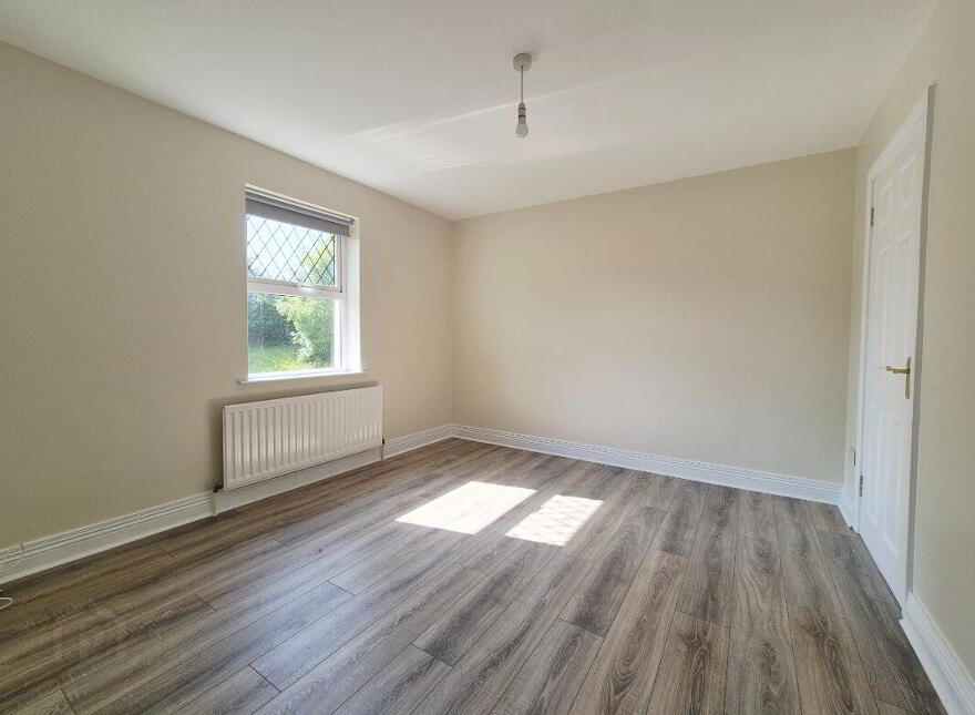 5 Lambrook Close, Omagh, BT78 5SN