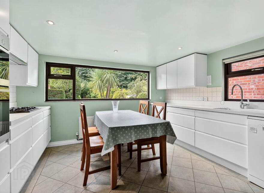 35 Rugby Road, Belfast, BT7 1PT