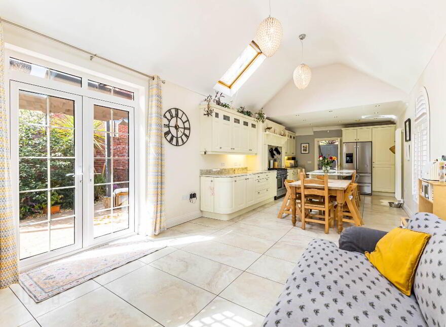4 Farriers Green, Hillsborough, BT26 6GW