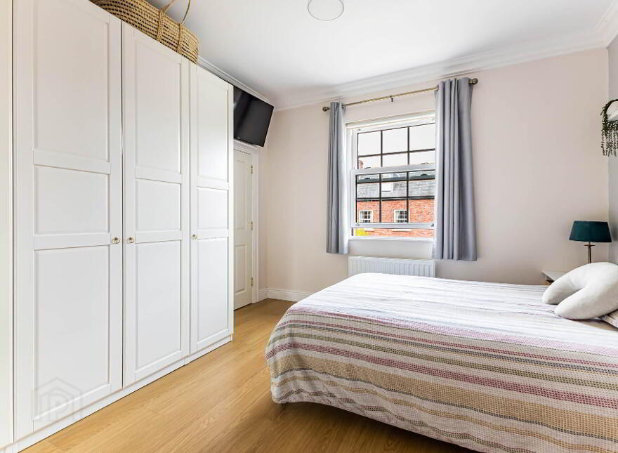 4 Farriers Green, Hillsborough, BT26 6GW