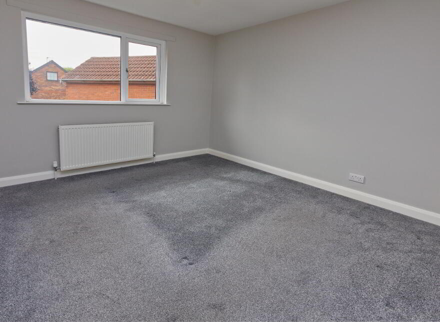 6 Irvine Crescent, Bangor, BT19 7XS