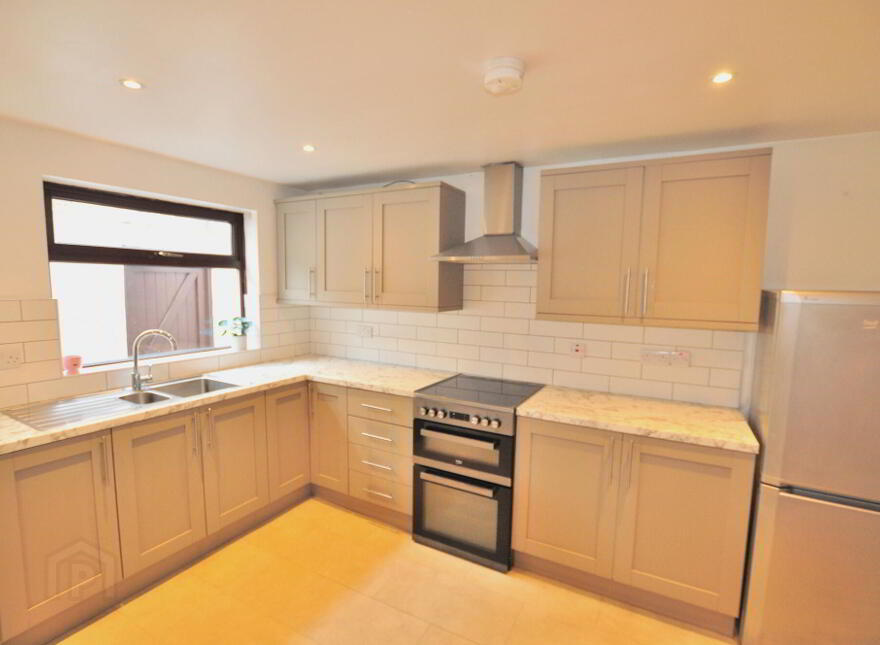 40 Dromore Street, Belfast, BT6 8PF