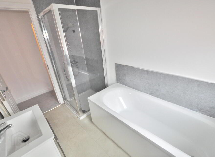 40 Dromore Street, Belfast, BT6 8PF