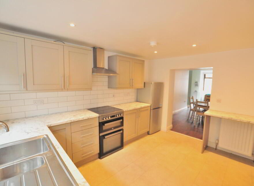 40 Dromore Street, Belfast, BT6 8PF