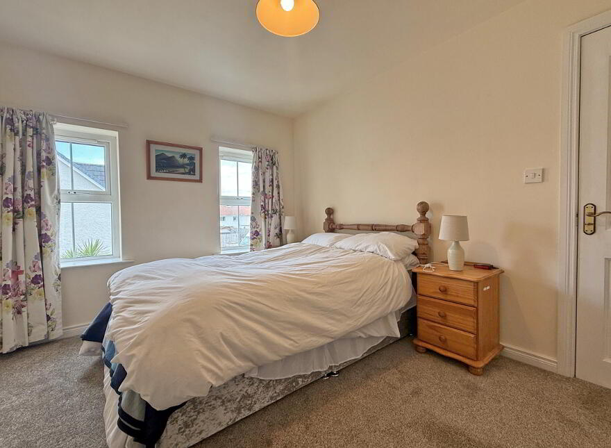 17 Crocknamack Street, Portrush, BT56 8JX