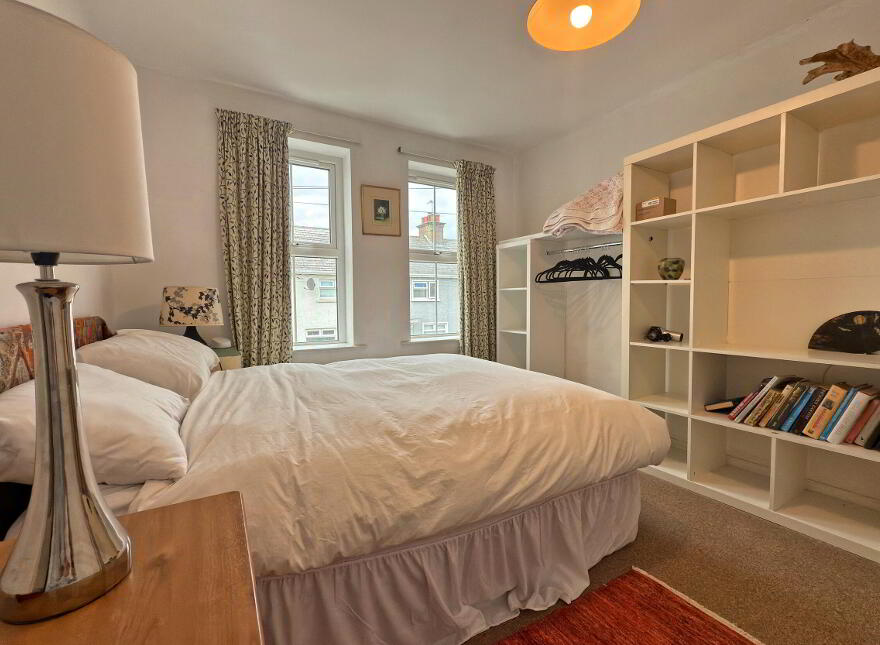 17 Crocknamack Street, Portrush, BT56 8JX