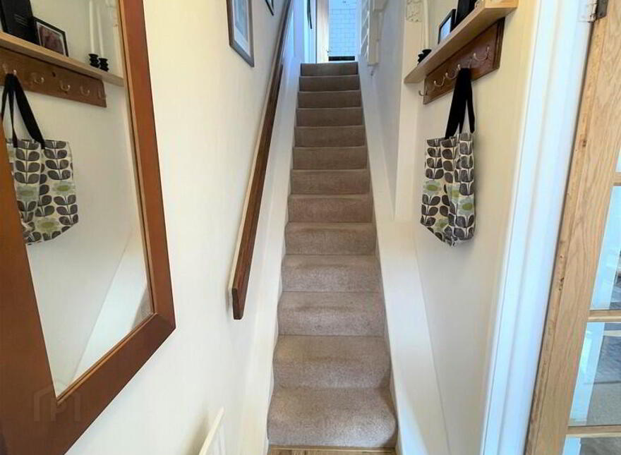 6 Moorfield Street, Ravenscroft Avenue, Belfast, BT5 5BY