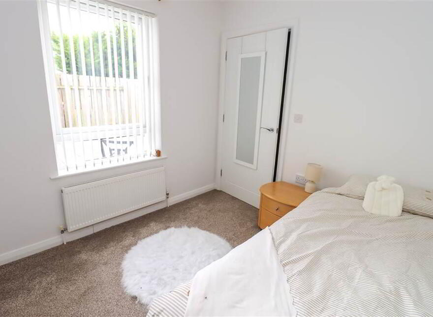 5 Thurlow Gate, Dundonald, Belfast, BT16 2EJ
