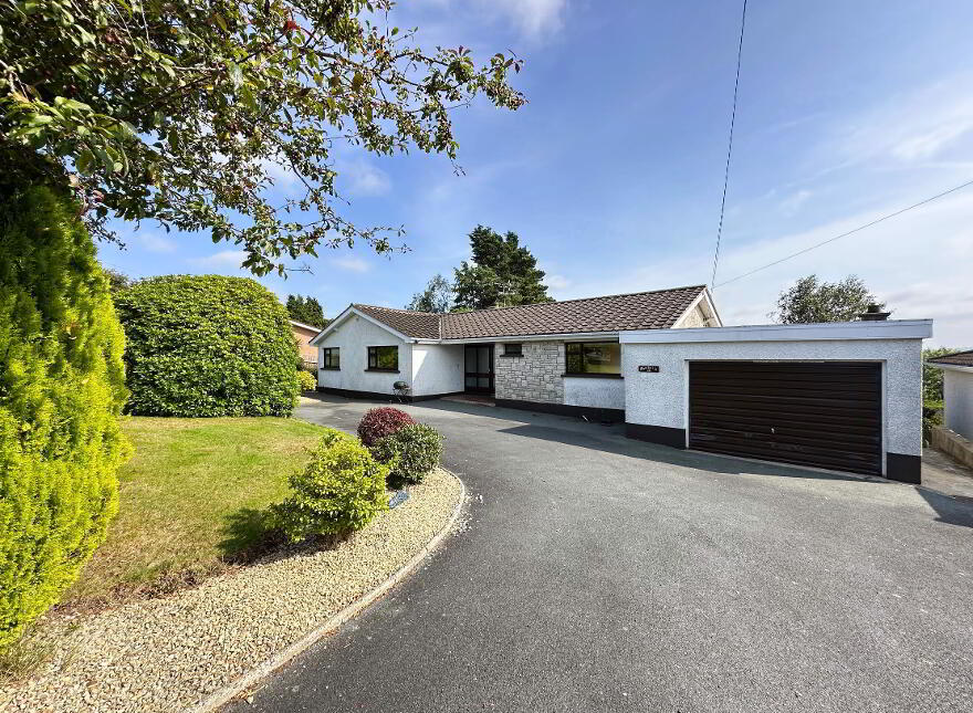 26 Ballymacormick Road, Dromore, BT25 1QR photo