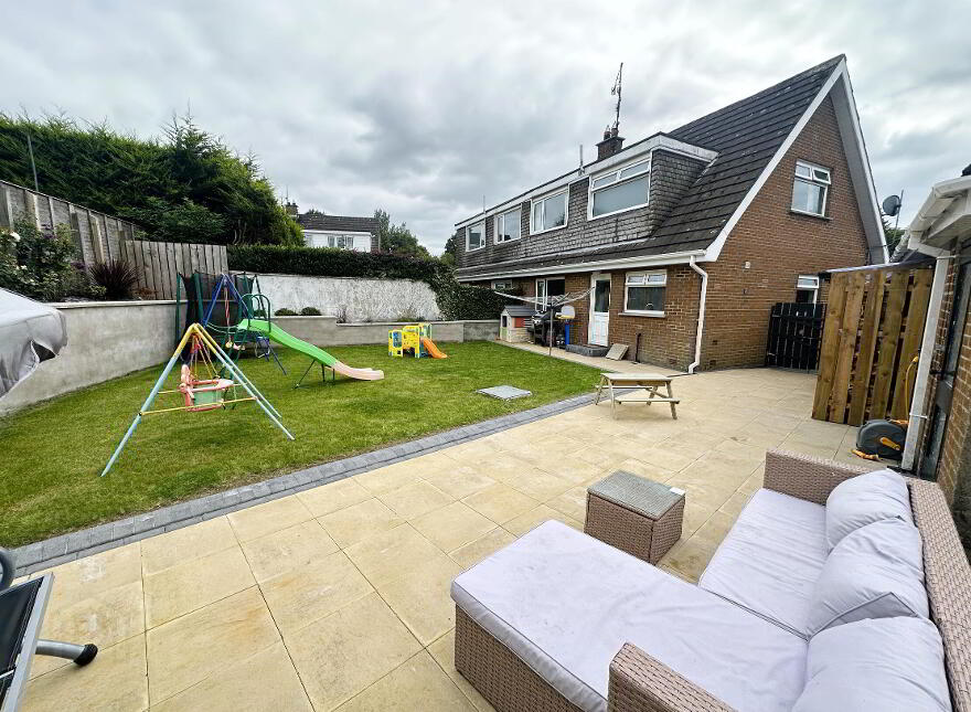 24 Chinauley Park, Banbridge, BT32 4JL