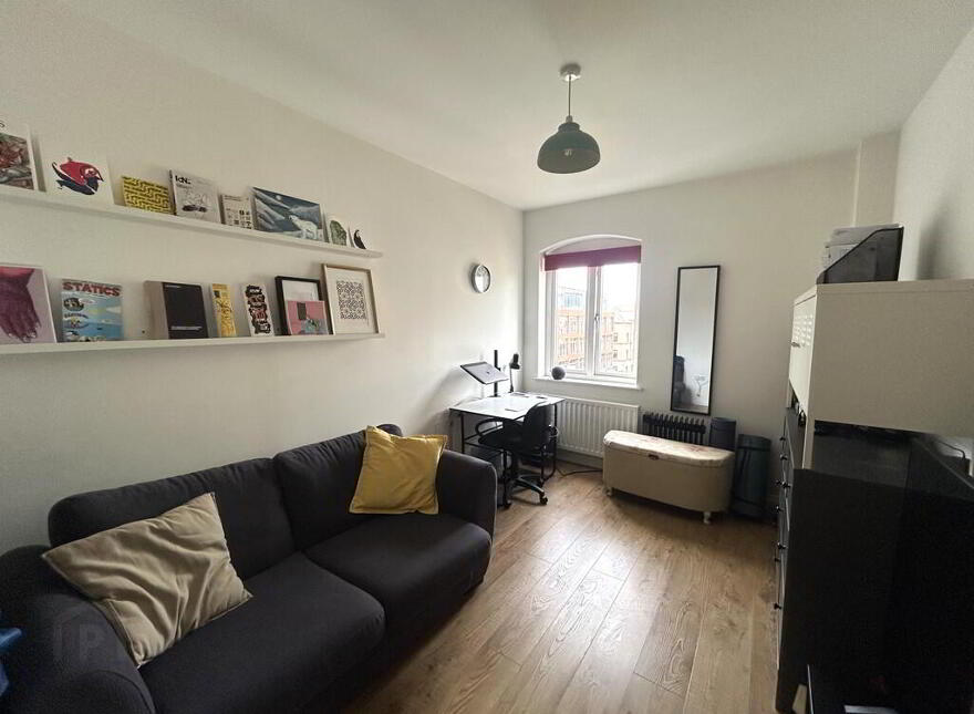 320 Saint Annes Square, Edward Street, Belfast, BT1 2LR