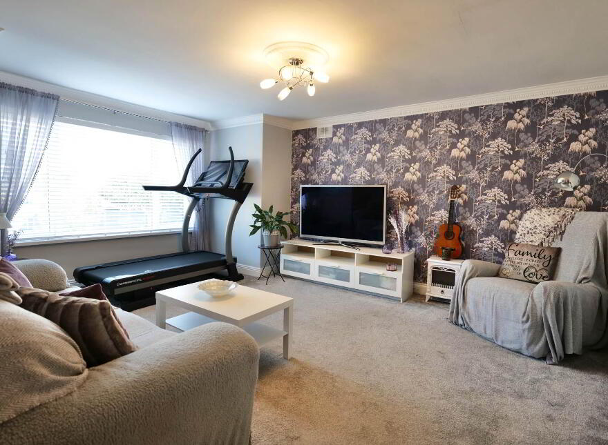 13 Hollymount, Church Road, Raheen, V94F29C