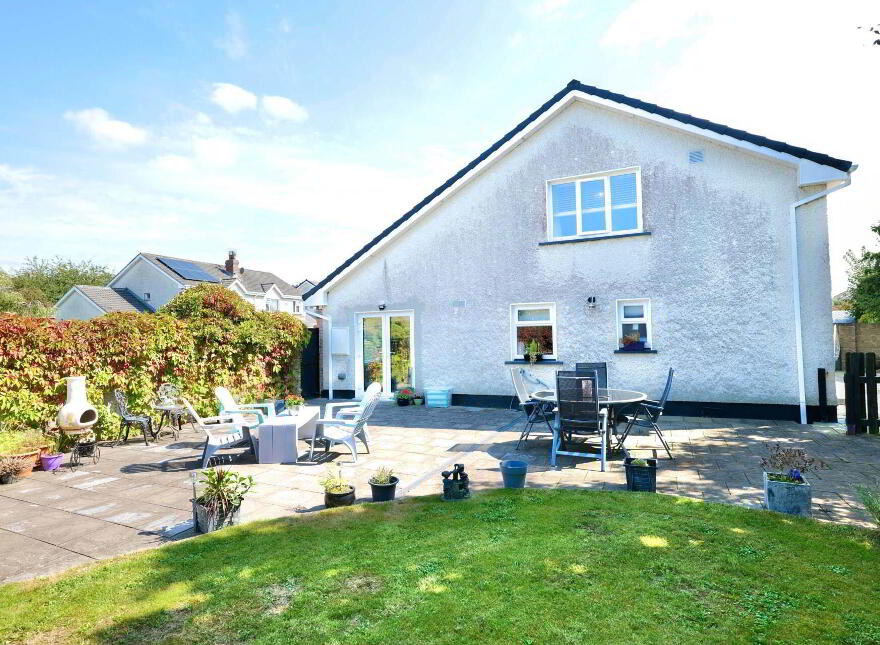 13 Hollymount, Church Road, Raheen, V94F29C