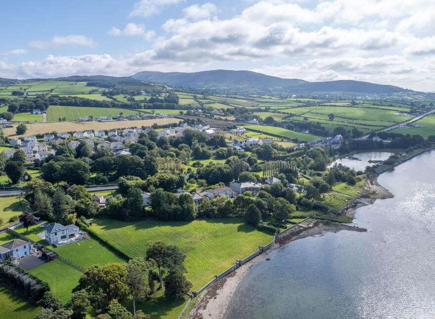 6 Carrowmullen, Fahan