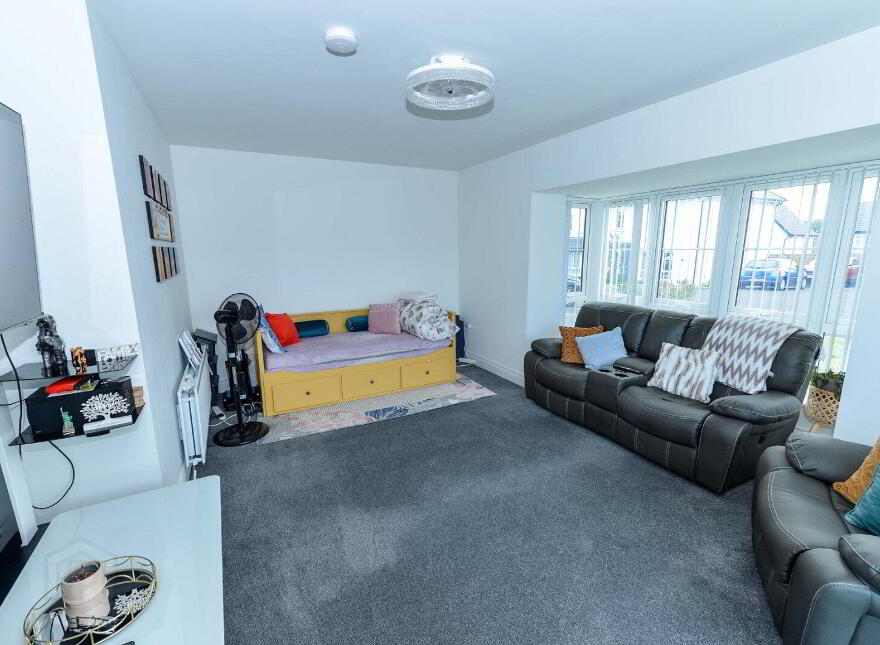 7 Millmount Quarry Avenue, Dundonald, Belfast, BT16 1BQ