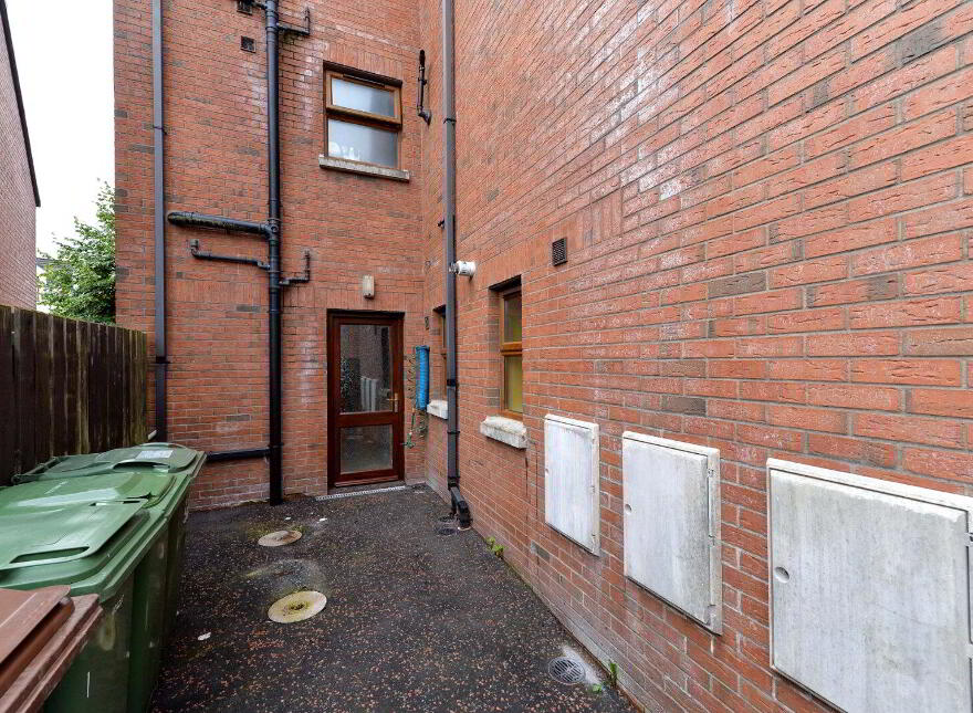 56 Redwood Dale, Dunmurry, Belfast, BT17 9RL