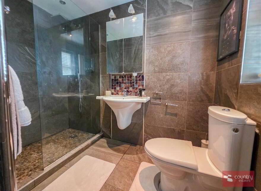 'The Manor House', 1 Carnbank, Templepatrick, BT39 0FB