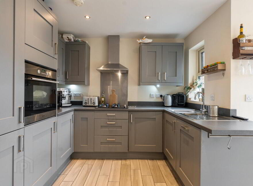18 Millers Park Avenue, Newtownards, BT23 7GD