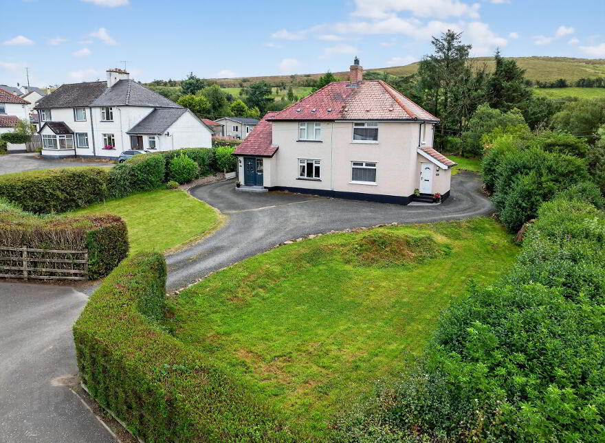 15 Sunray Crescent, Cargan, Ballymena, BT43 6RE photo