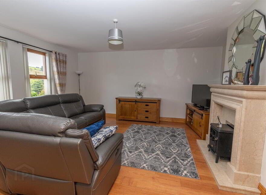 1a Carrogs Road, Newry, BT34 2NJ