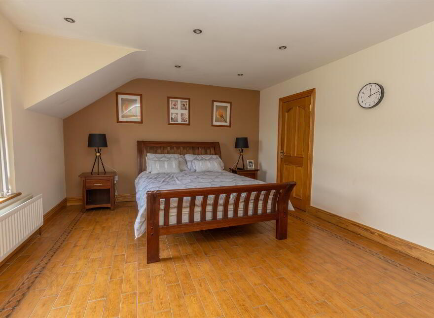1a Carrogs Road, Newry, BT34 2NJ