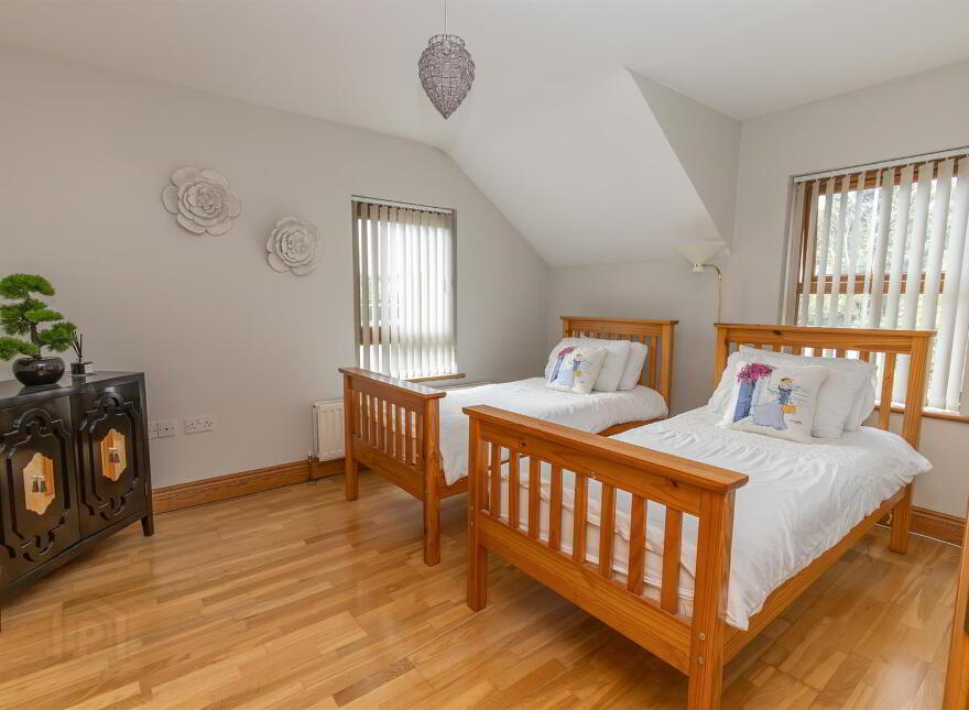 1a Carrogs Road, Newry, BT34 2NJ