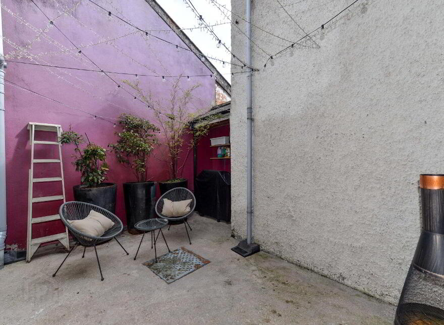 114 Bloomfield Avenue, Belfast, BT5 5AE