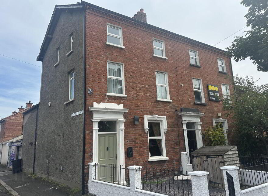 114 Bloomfield Avenue, Belfast, BT5 5AE