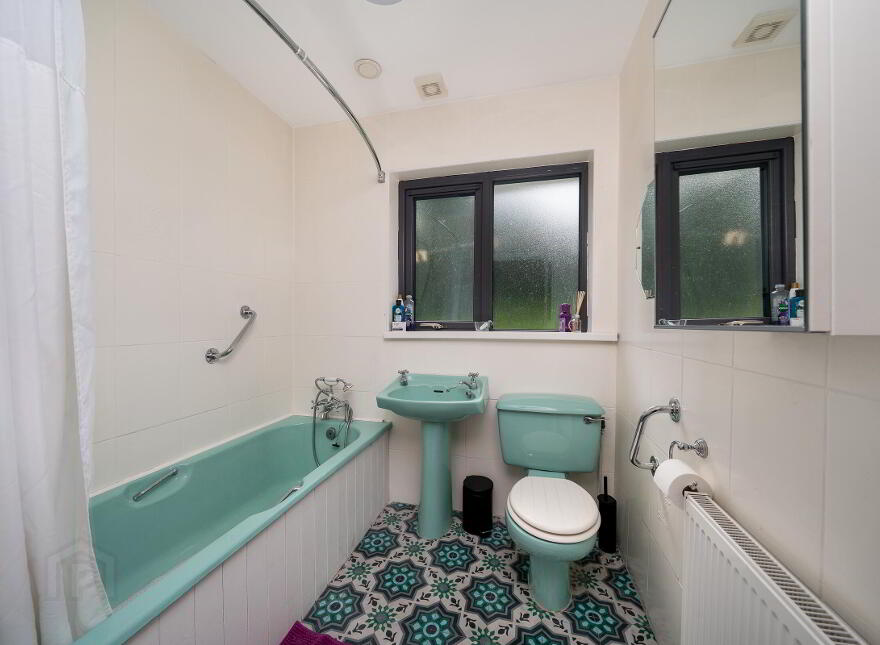 Wineport, Ballykeeran, Athlone, N37T188