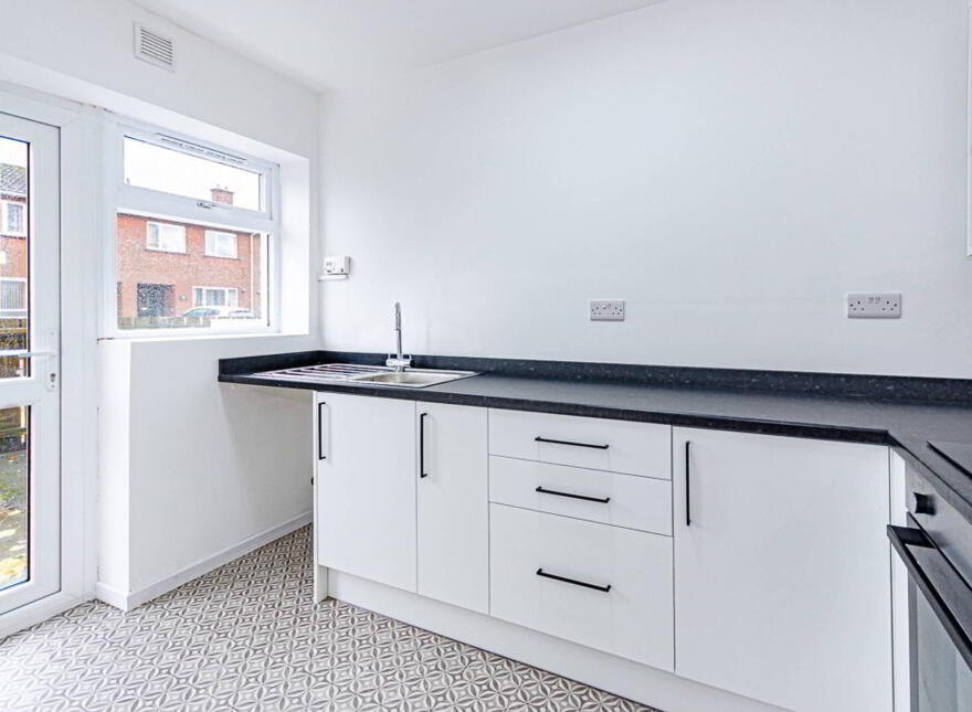 19 Inverary Drive, Sydenham, Belfast, BT4 1RB
