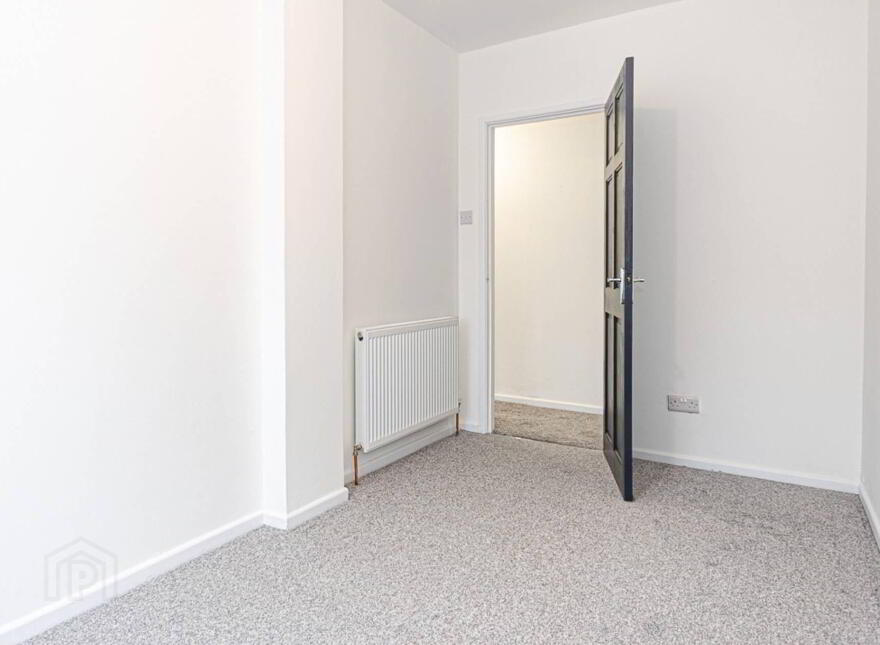19 Inverary Drive, Sydenham, Belfast, BT4 1RB