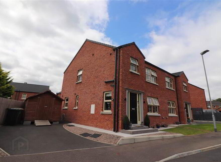 70 Monree Hill, Donaghcloney, BT66 7GZ