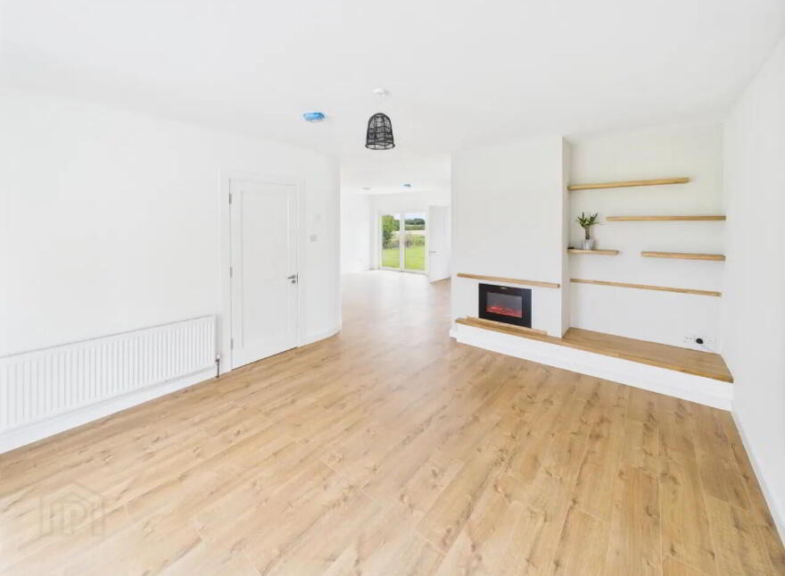 Lisheenboy, Borrisokane, E45HE26