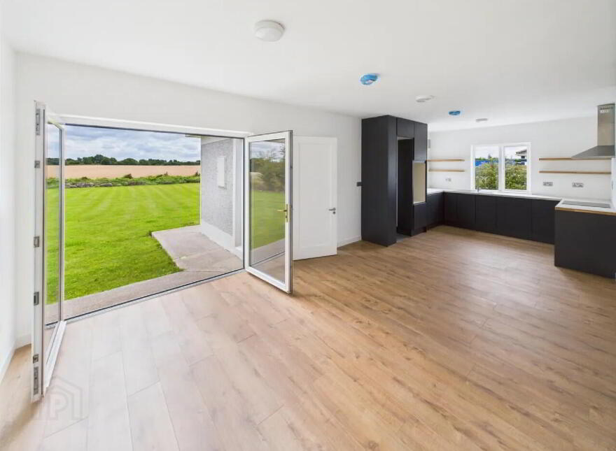 Lisheenboy, Borrisokane, E45HE26