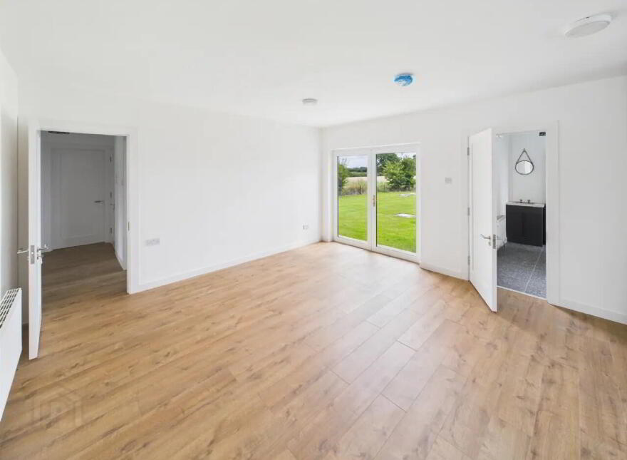 Lisheenboy, Borrisokane, E45HE26
