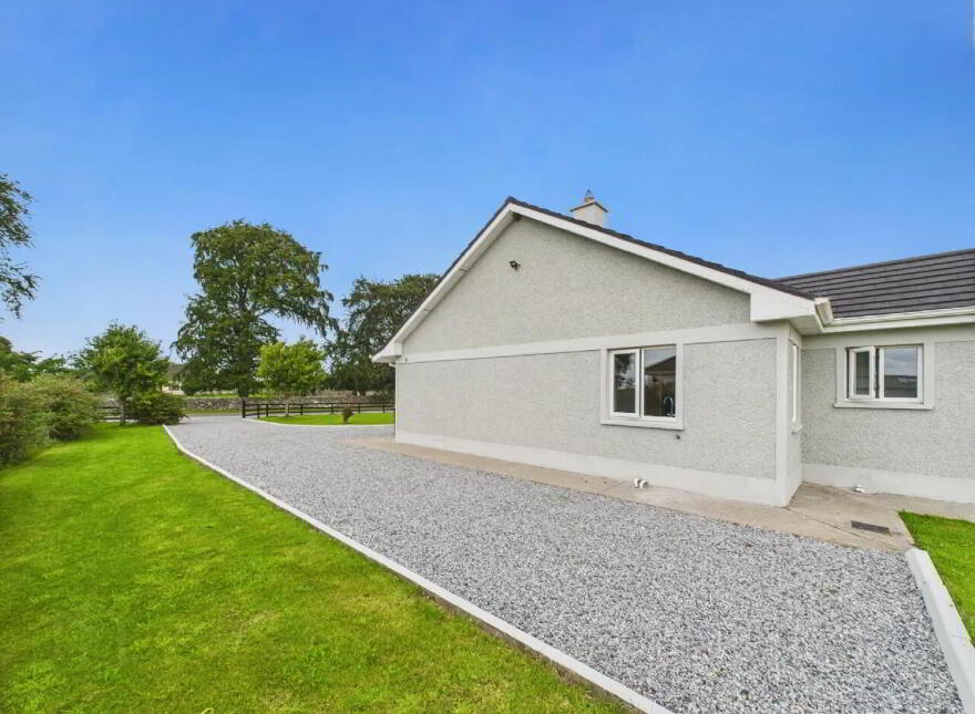 Lisheenboy, Borrisokane, E45HE26