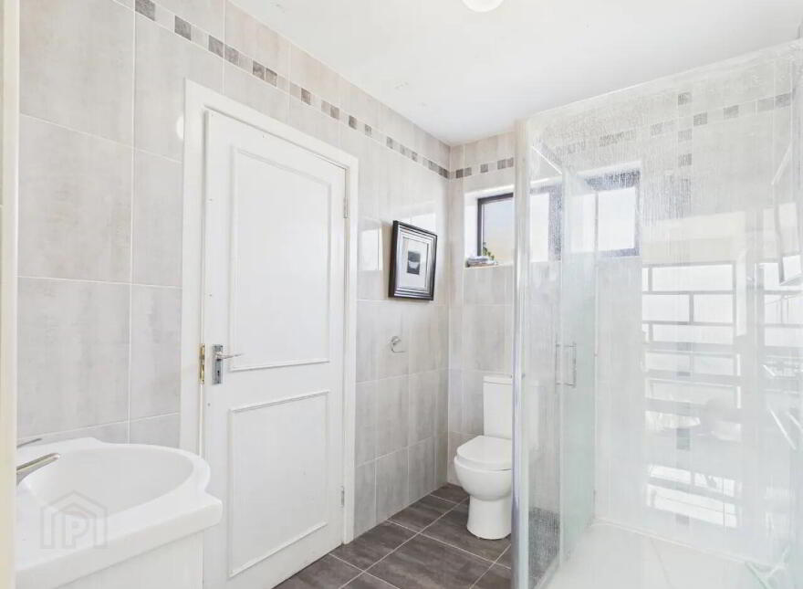 18 Willowmere Drive, Thurles, E41N8X9