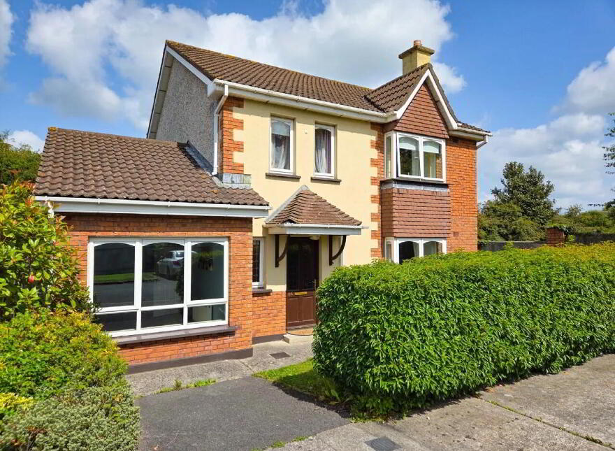 86 Cluain Glas, Thurles, E41X2H4 photo