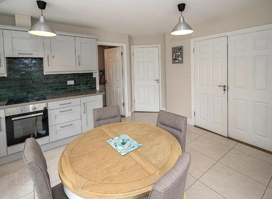 1 The Sycamores, Dungarvan, X35DX98